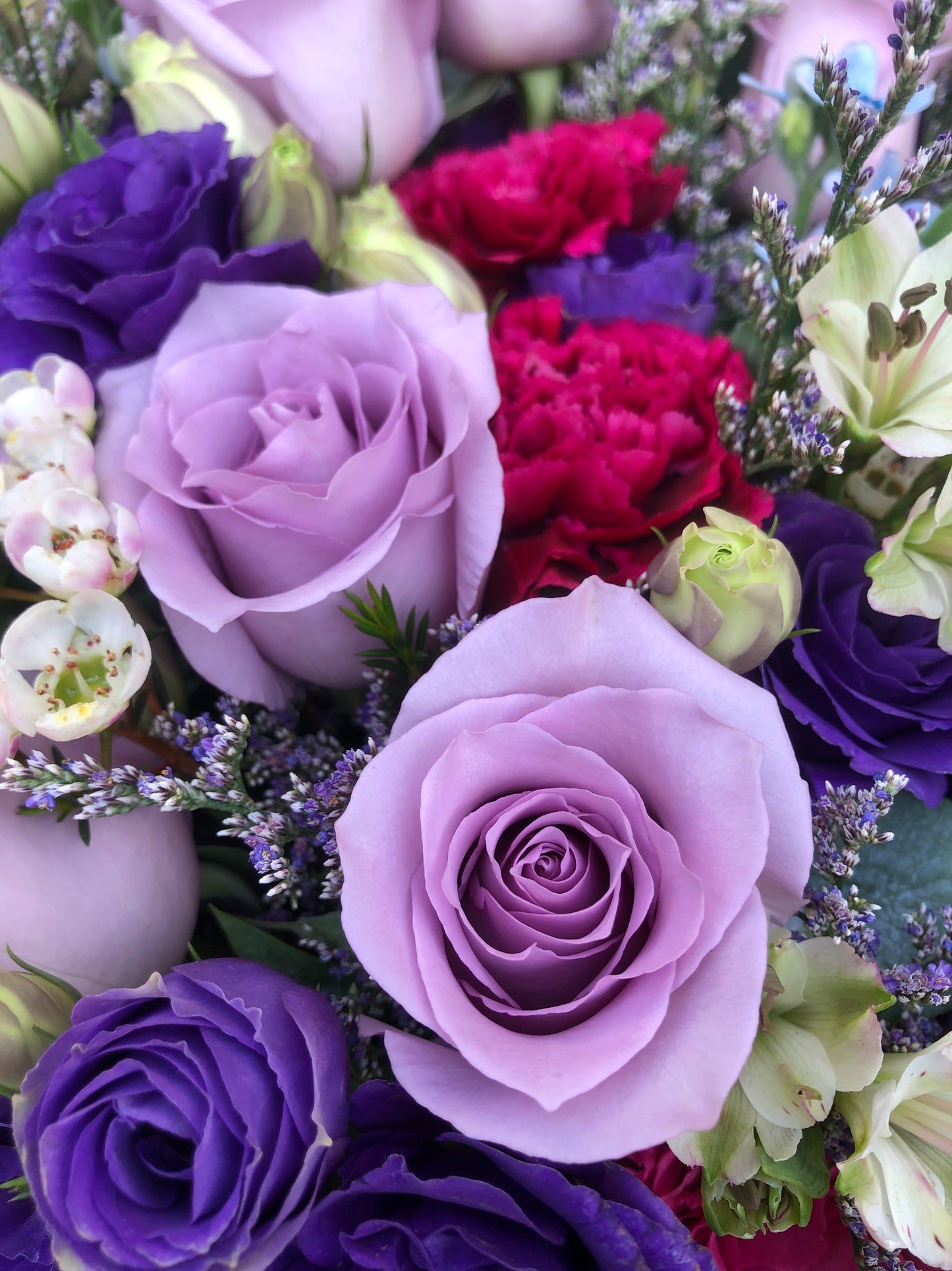 12 Ocean Song Purple Rose Bouquet 12枝海洋之歌紫玫瑰花束