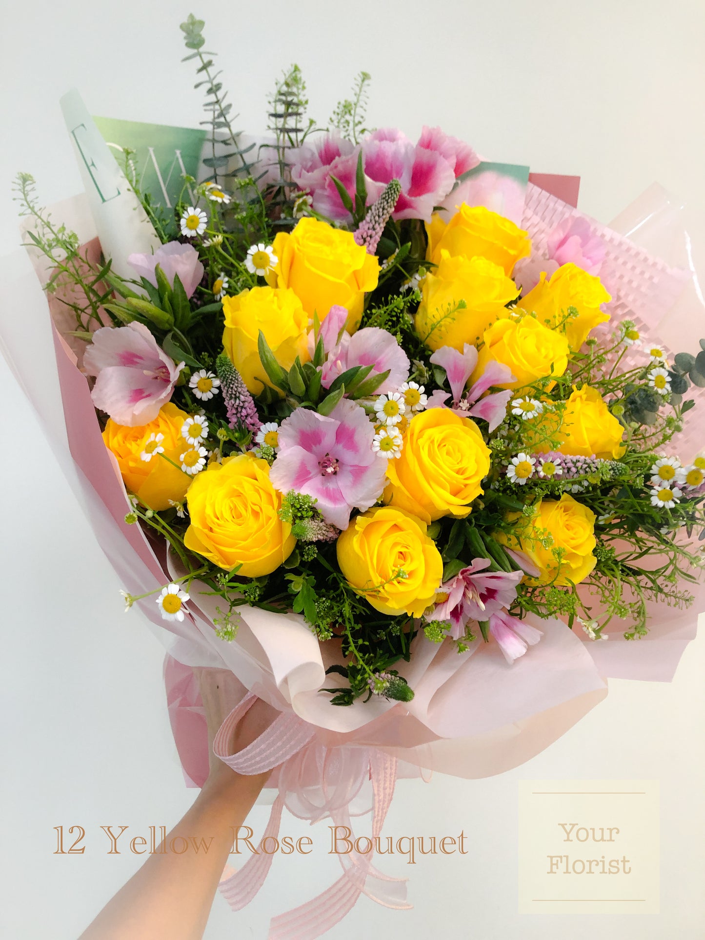 12 Yellow Rose Bouquet 黃玫瑰花束