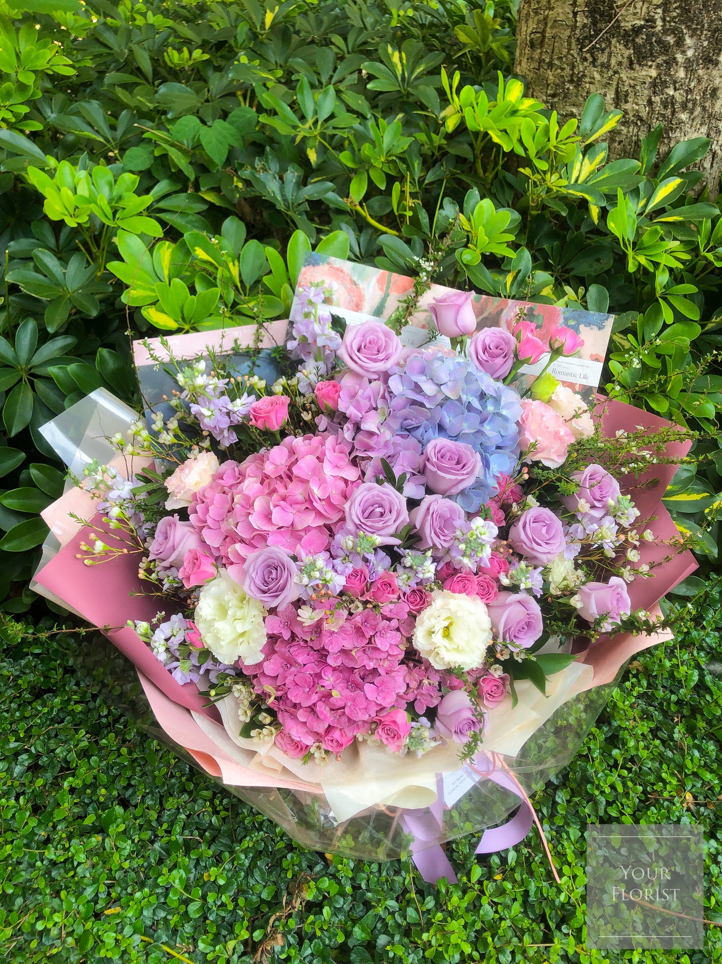 3 Hydrangeas & Purple Rose Bouquet 繡球花紫玫瑰特大花束