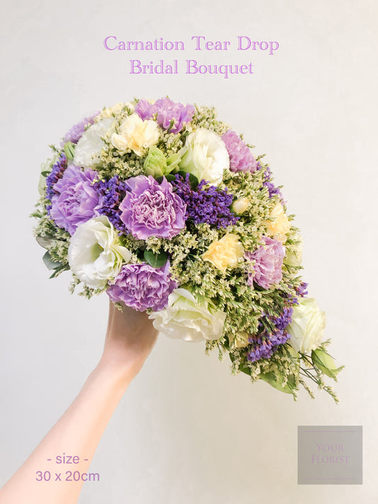 Tear Drop Bridal Bouquet 水滴型鐵線花球